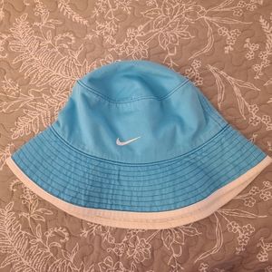 Nike Bucket Hat